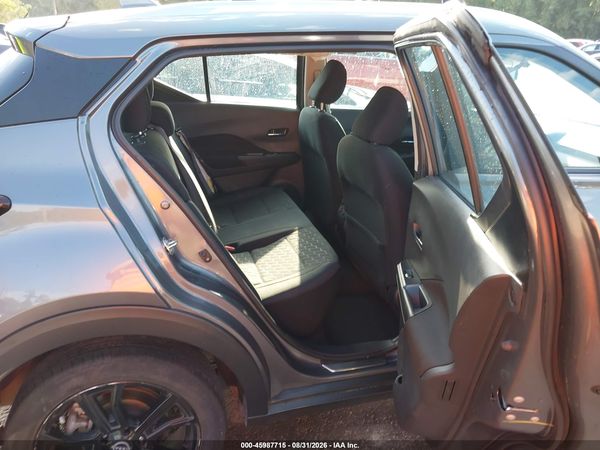 2024 NISSAN KICKS SV XTRONIC CVT — I8