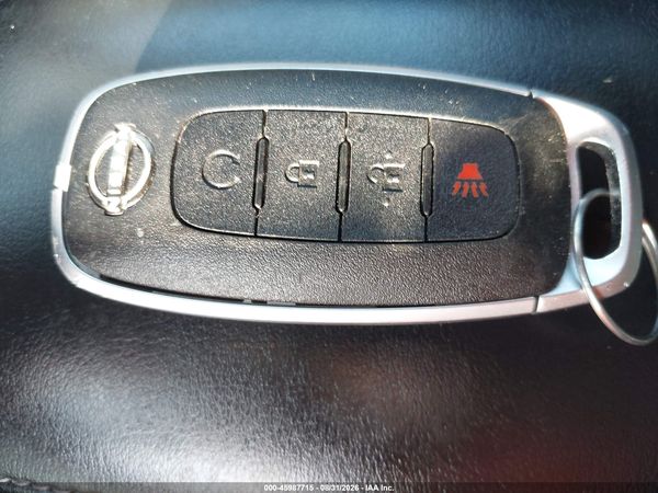 2024 NISSAN KICKS SV XTRONIC CVT — I11