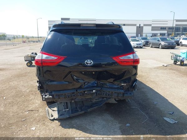 2017 TOYOTA SIENNA XLE 8 PASSENGER