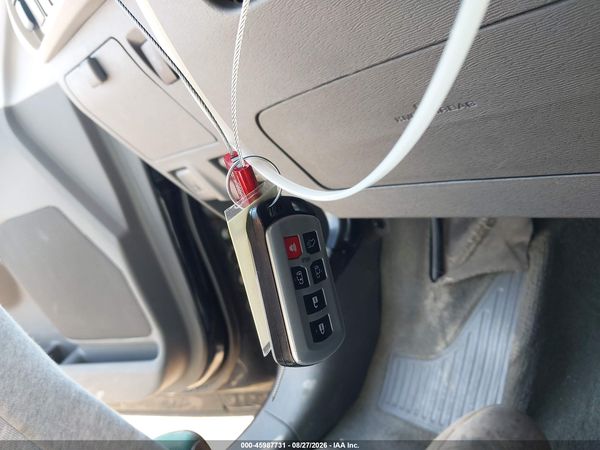 2017 TOYOTA SIENNA XLE 8 PASSENGER