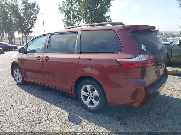 2017 TOYOTA SIENNA LE 8 PASSENGER — I3