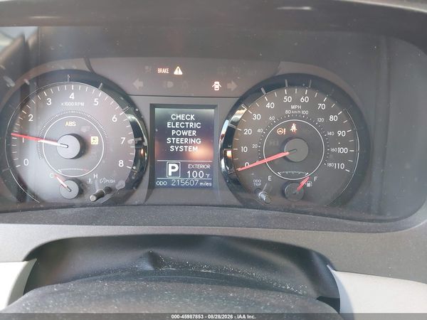 2017 TOYOTA SIENNA LE 8 PASSENGER — I7