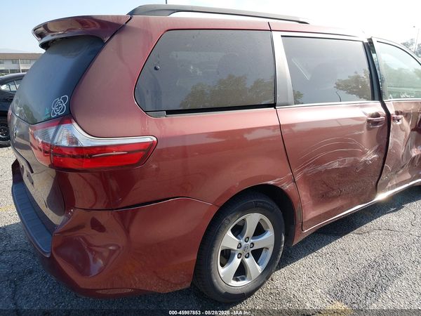 2017 TOYOTA SIENNA LE 8 PASSENGER — I153