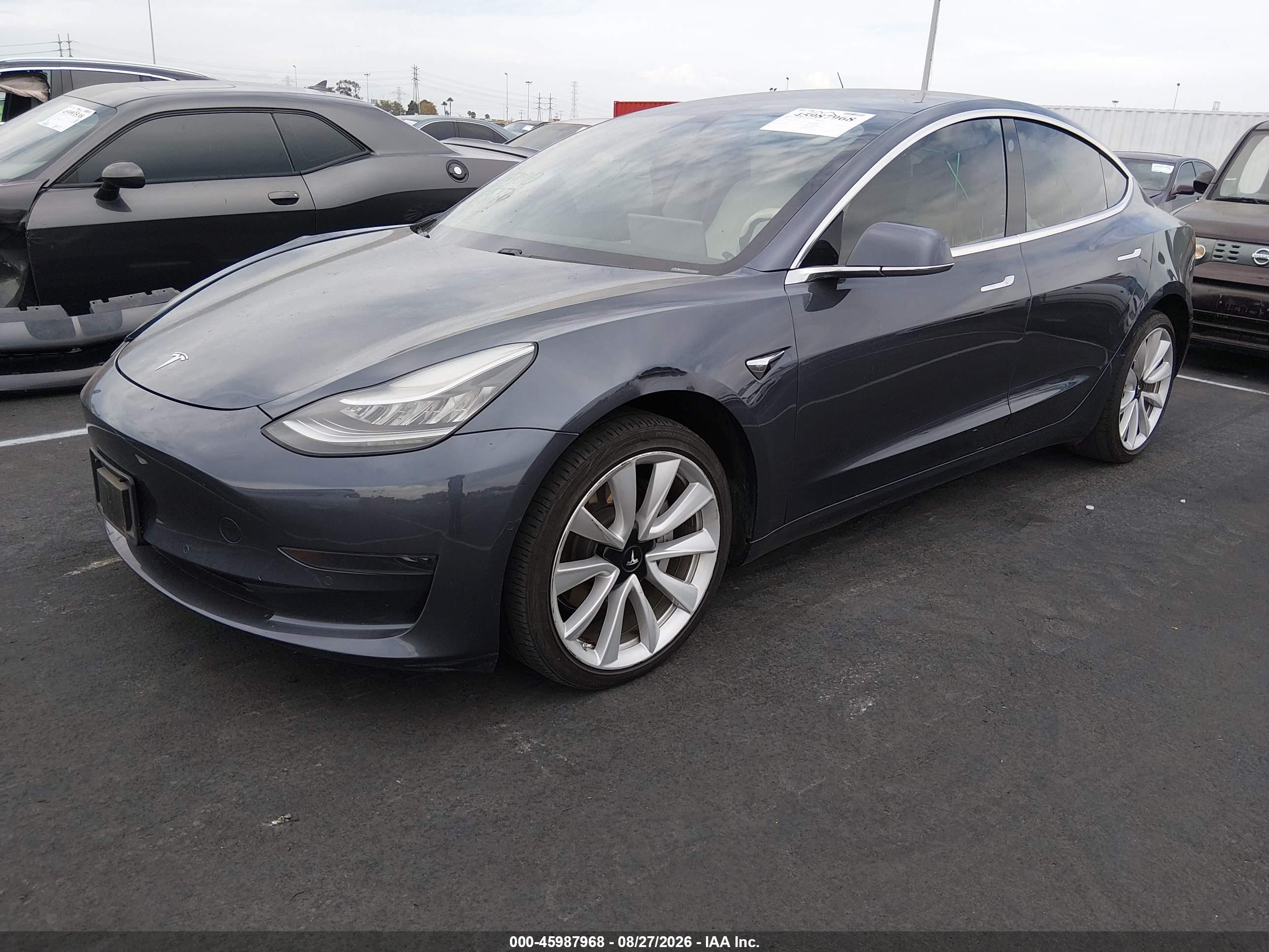 2020 TESLA MODEL 3 — I2