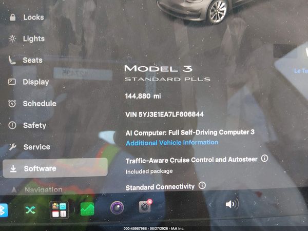 2020 TESLA MODEL 3 — I7