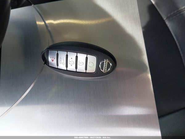 2019 NISSAN PATHFINDER SL — I11