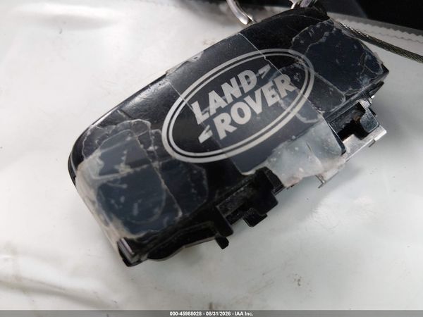 2016 LAND ROVER LR4 HSE — I11