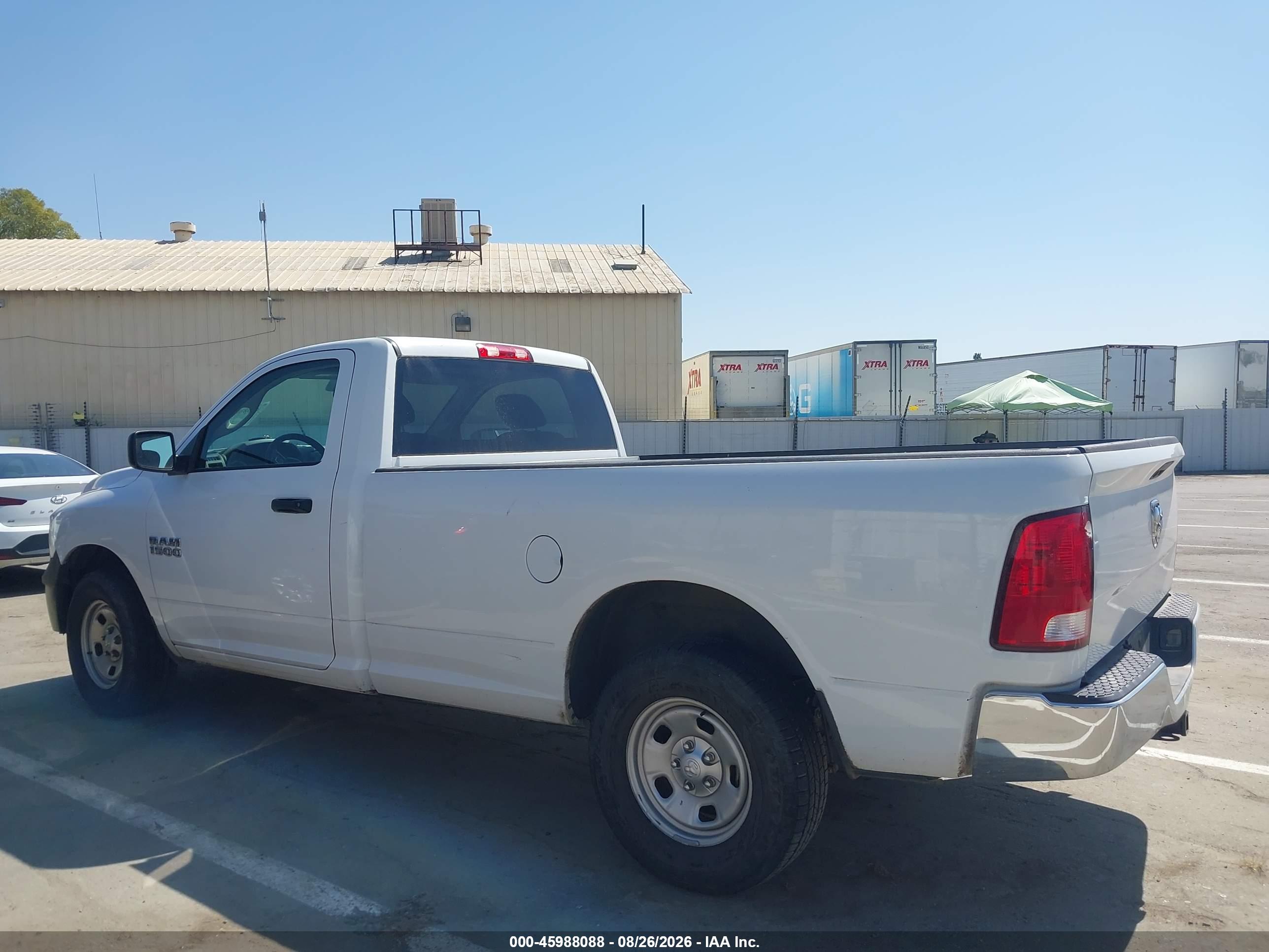 2018 RAM 1500 TRADESMAN  4X4 8' BOX