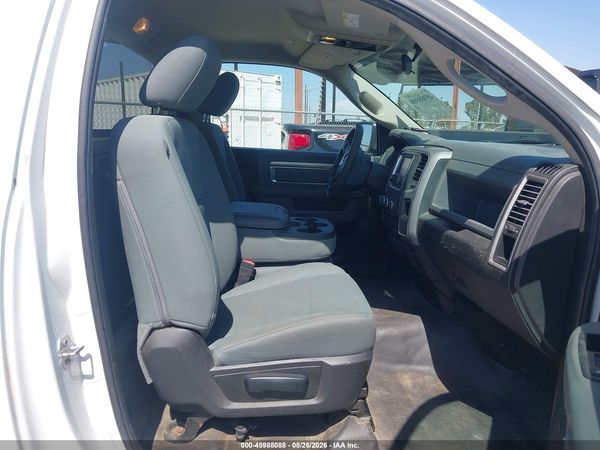 2018 RAM 1500 TRADESMAN  4X4 8' BOX