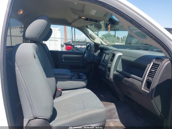 2018 RAM 1500 TRADESMAN  4X4 8' BOX