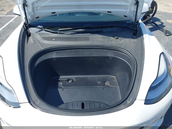 2019 TESLA MODEL 3 LONG RANGE/PERFORMANCE — I10