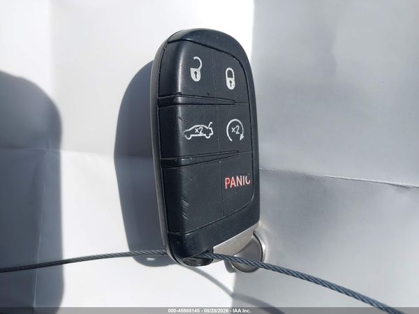 2015 DODGE CHARGER SXT — I11