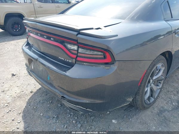 2015 DODGE CHARGER SXT — I154