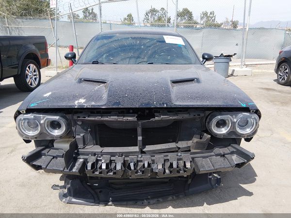 2018 DODGE CHALLENGER SXT PLUS