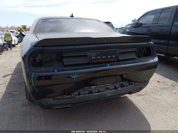 2018 DODGE CHALLENGER SXT PLUS
