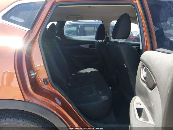 2018 NISSAN ROGUE SPORT S — I8