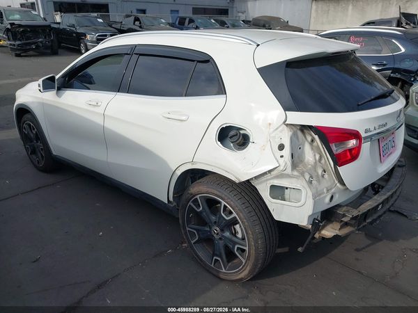 2018 MERCEDES-BENZ GLA 250 GLA250