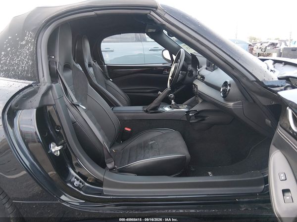 2024 MAZDA MX-5 MIATA CLUB — I5