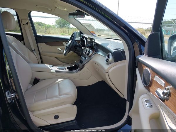 2021 MERCEDES-BENZ GLC 300 SUV — I5