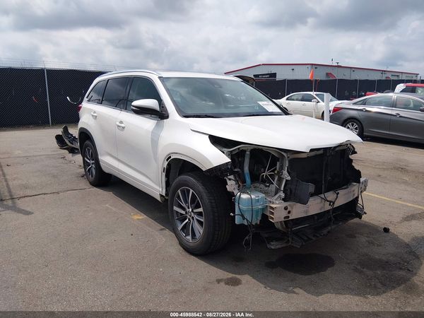 2017 TOYOTA HIGHLANDER XLE — I1