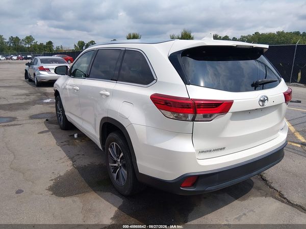 2017 TOYOTA HIGHLANDER XLE — I3