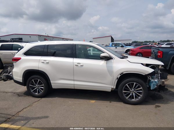 2017 TOYOTA HIGHLANDER XLE — I116
