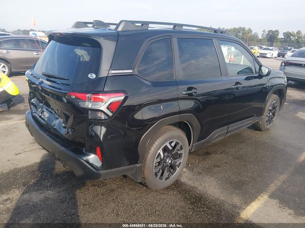 2025 SUBARU FORESTER — I4