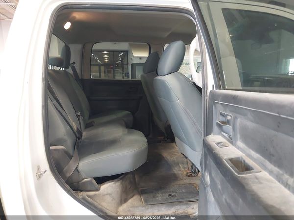 2018 RAM 3500 TRADESMAN  4X4 6'4 BOX