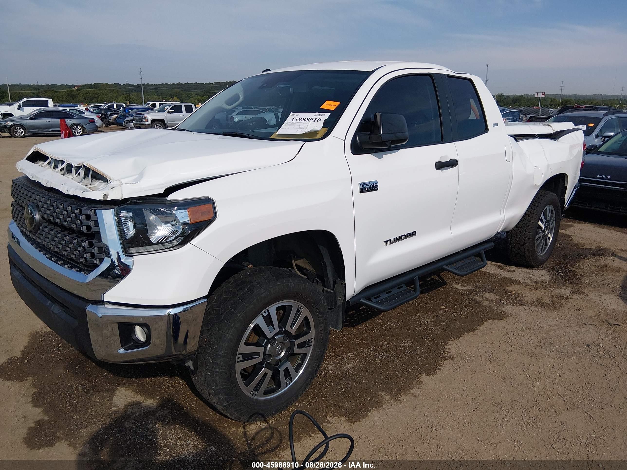 2018 TOYOTA TUNDRA SR5 5.7L V8 — I2