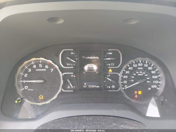 2018 TOYOTA TUNDRA SR5 5.7L V8 — I7