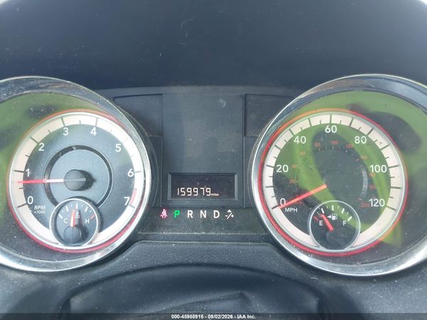 2014 DODGE GRAND CARAVAN SXT — I7