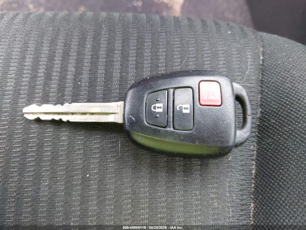 2018 TOYOTA RAV4 LE — I11