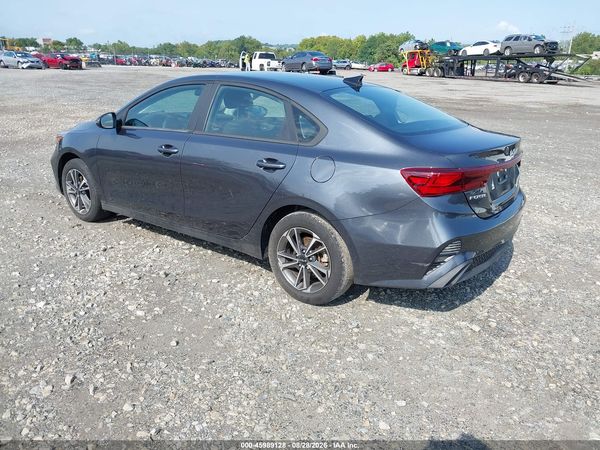 2023 KIA FORTE LXS — I3