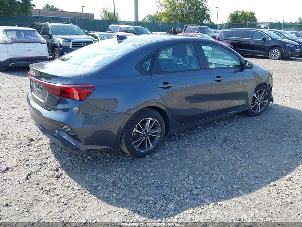 2023 KIA FORTE LXS — I4