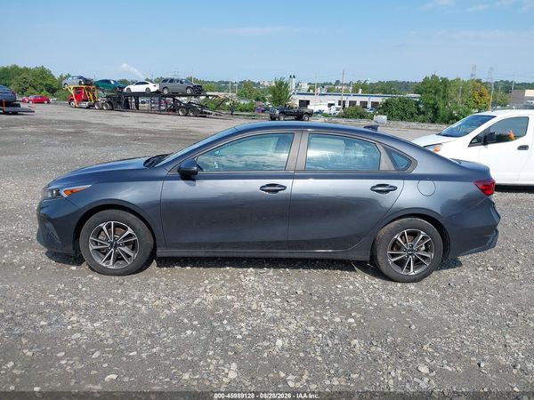 2023 KIA FORTE LXS — I117