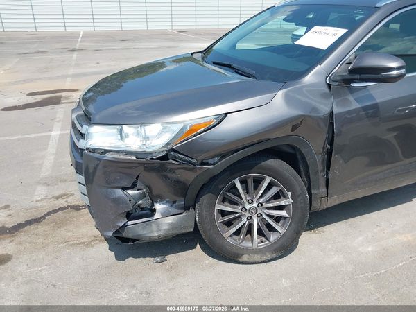 2018 TOYOTA HIGHLANDER XLE