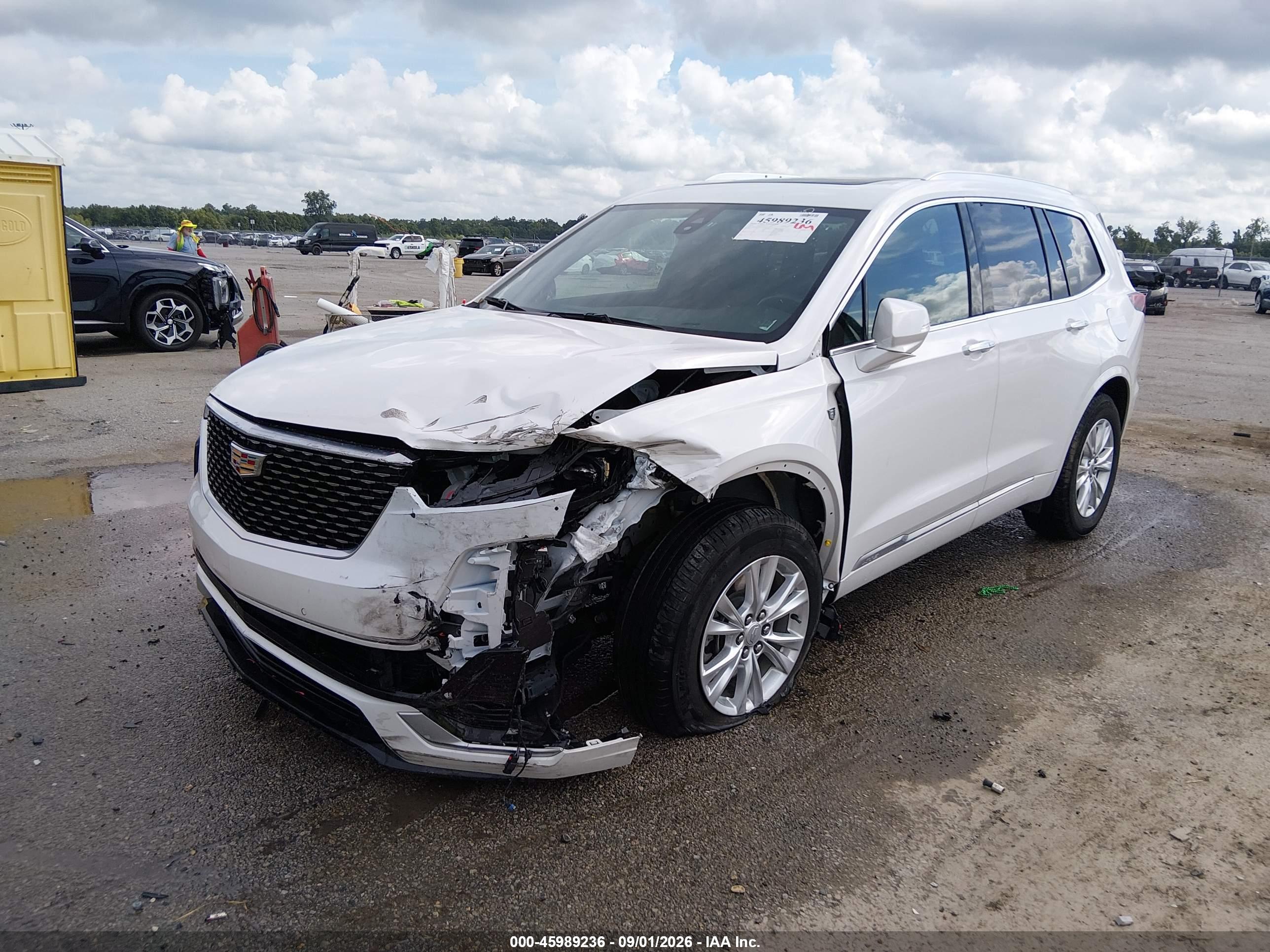 2024 CADILLAC XT6 FWD LUXURY — I2