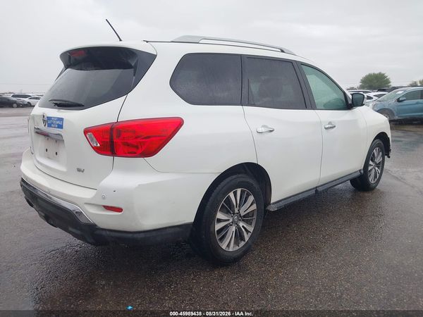 2018 NISSAN PATHFINDER SV