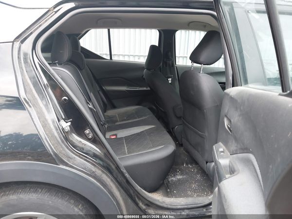 2019 NISSAN KICKS S