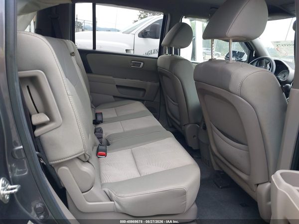 2013 HONDA PILOT LX — I8