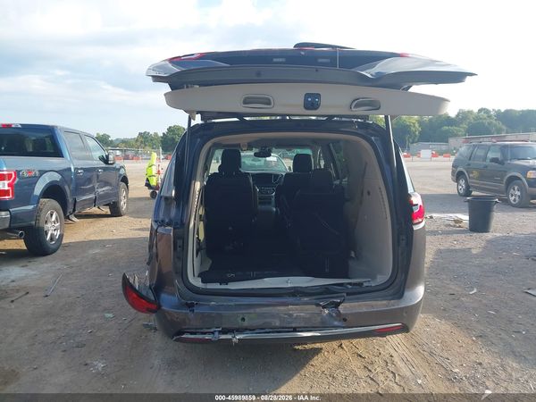 2022 CHRYSLER PACIFICA TOURING L