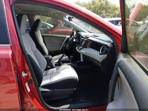 2017 TOYOTA RAV4 XLE — I5