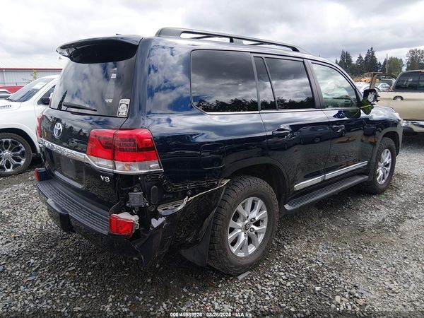 2017 TOYOTA LAND CRUISER — I4