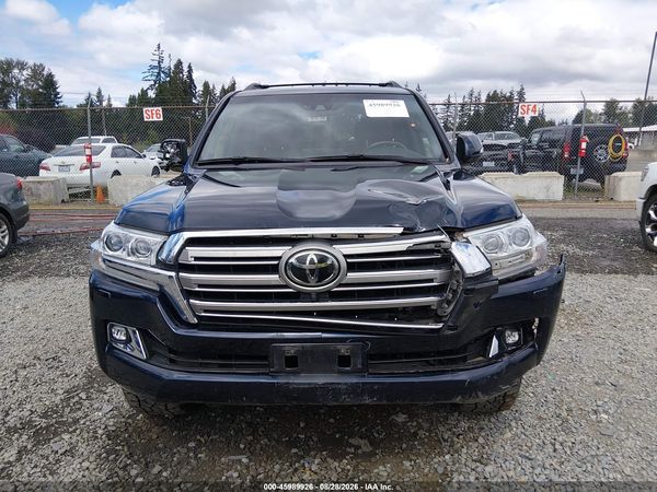 2017 TOYOTA LAND CRUISER V8 — I115