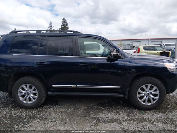 2017 TOYOTA LAND CRUISER V8 — I116