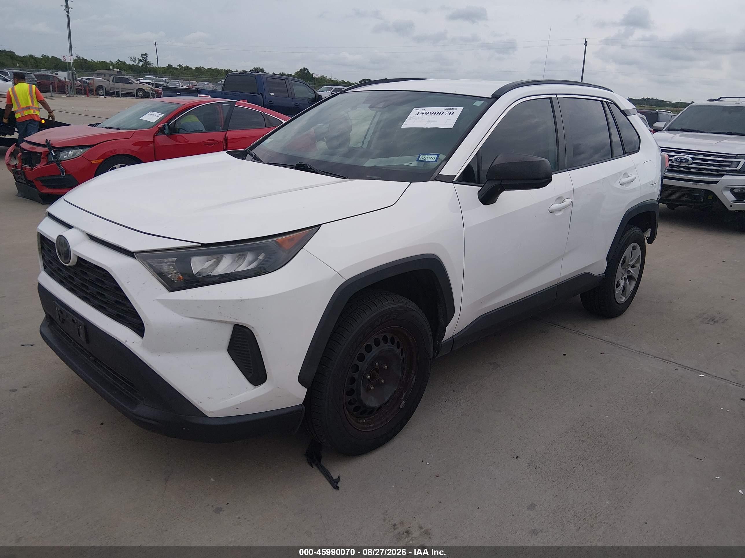 2020 TOYOTA RAV4 LE — I2