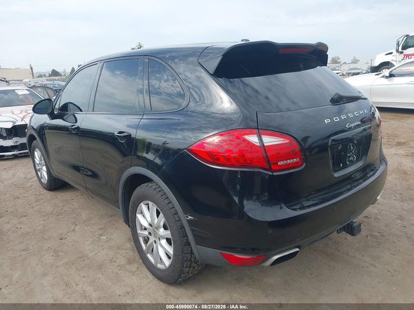 2013 PORSCHE CAYENNE — I3
