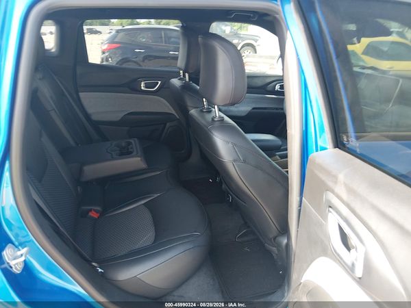 2025 JEEP COMPASS LATITUDE 4X4 — I8