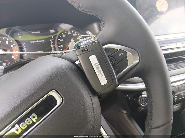 2025 JEEP COMPASS LATITUDE 4X4 — I11