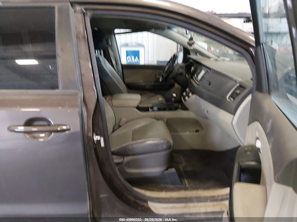 2017 KIA SEDONA LX — I5